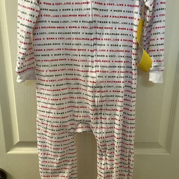 Hallmark Movie Channel Kids Footed Pajamas Footie Christmas Size 3T NWT - Picture 3 of 11